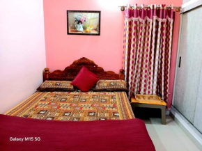 Vrindavan - Cozy Stay